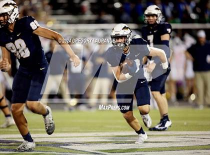 Thumbnail 3 in Southlake Carroll vs Keller photogallery.