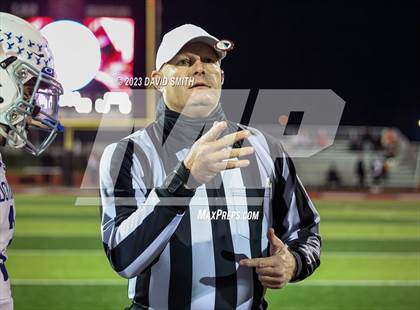 Thumbnail 2 in Rockhurst @ Lee's Summit North (MSHSAA Class 6 District 6 Championship) photogallery.