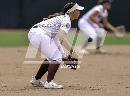 Thumbnail 3 in Riesel vs. Ganado (UIL Softball 2A D1 Final) photogallery.