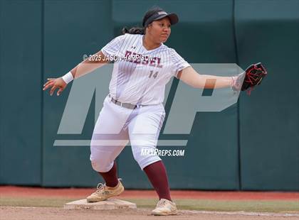 Thumbnail 1 in Riesel vs. Ganado (UIL Softball 2A D1 Final) photogallery.