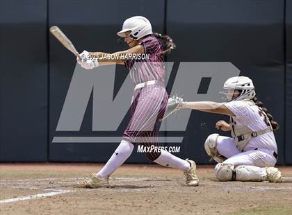 Thumbnail 3 in Riesel vs. Ganado (UIL Softball 2A D1 Final) photogallery.