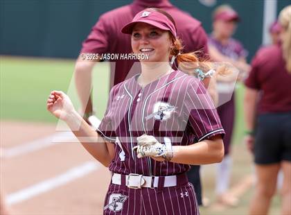 Thumbnail 3 in Riesel vs. Ganado (UIL Softball 2A D1 Final) photogallery.
