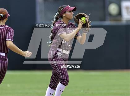 Thumbnail 2 in Riesel vs. Ganado (UIL Softball 2A D1 Final) photogallery.