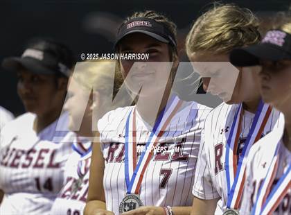 Thumbnail 2 in Riesel vs. Ganado (UIL Softball 2A D1 Final) photogallery.