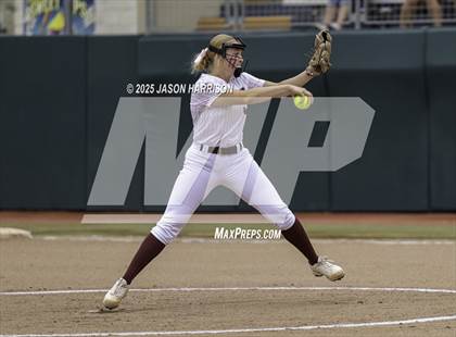 Thumbnail 1 in Riesel vs. Ganado (UIL Softball 2A D1 Final) photogallery.