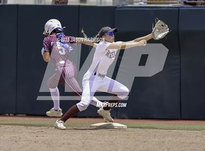 Thumbnail 1 in Riesel vs. Ganado (UIL Softball 2A D1 Final) photogallery.