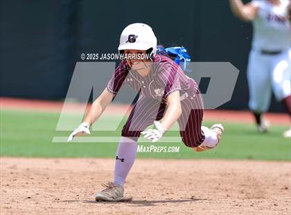Thumbnail 2 in Riesel vs. Ganado (UIL Softball 2A D1 Final) photogallery.