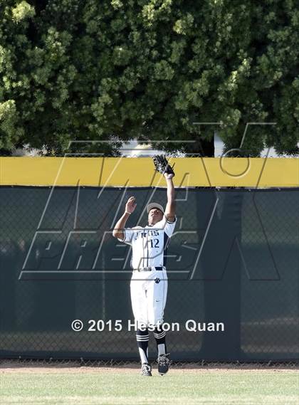 Thumbnail 2 in IMG Academy vs. Loyola (Anderson Bat National Classic) photogallery.