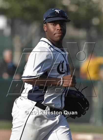 Thumbnail 3 in IMG Academy vs. Loyola (Anderson Bat National Classic) photogallery.