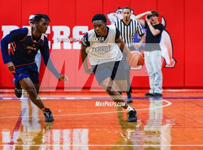 Thumbnail 2 in St. Francis Prep Vs Thomas Jefferson Campus (The Preview HS Showcase) photogallery.