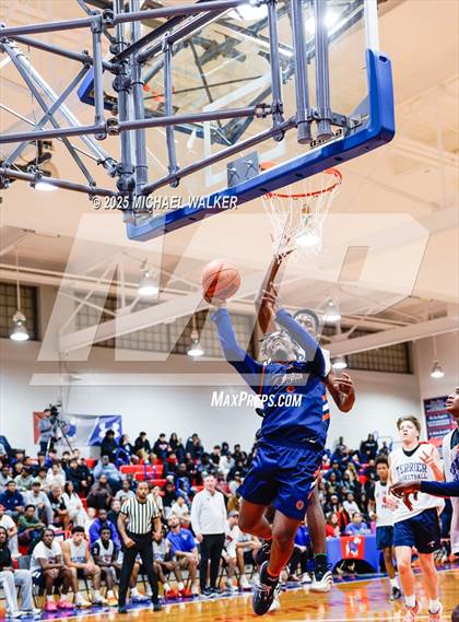 Thumbnail 2 in St. Francis Prep Vs Thomas Jefferson Campus (The Preview HS Showcase) photogallery.