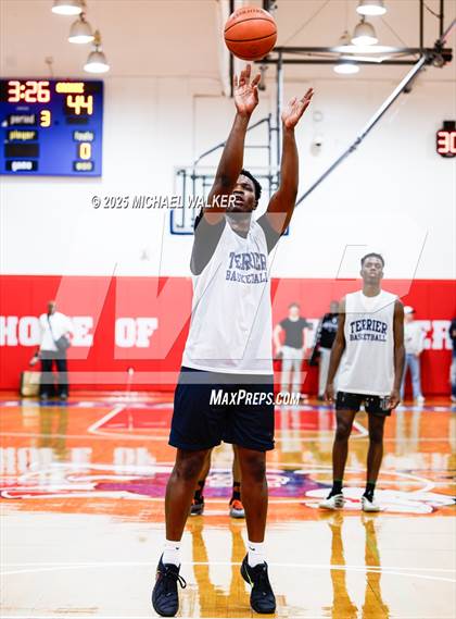 Thumbnail 3 in St. Francis Prep Vs Thomas Jefferson Campus (The Preview HS Showcase) photogallery.