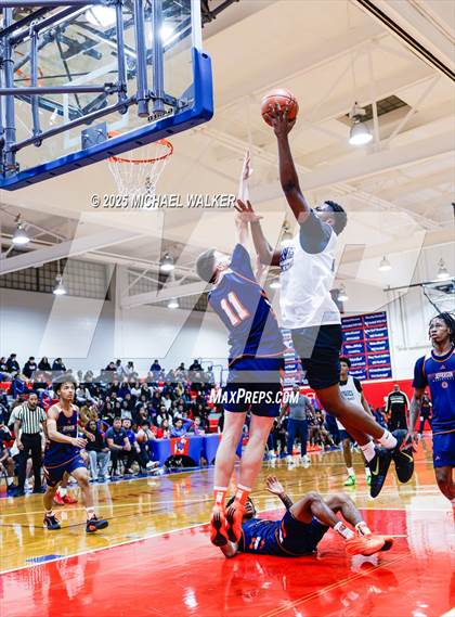 Thumbnail 2 in St. Francis Prep Vs Thomas Jefferson Campus (The Preview HS Showcase) photogallery.