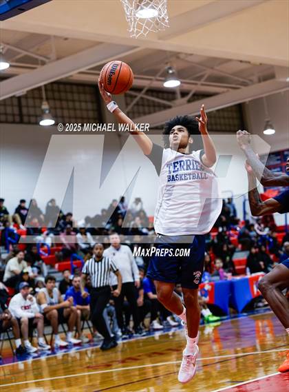 Thumbnail 1 in St. Francis Prep Vs Thomas Jefferson Campus (The Preview HS Showcase) photogallery.