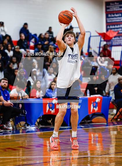 Thumbnail 2 in St. Francis Prep Vs Thomas Jefferson Campus (The Preview HS Showcase) photogallery.