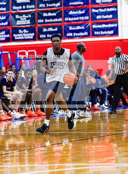 Thumbnail 1 in St. Francis Prep Vs Thomas Jefferson Campus (The Preview HS Showcase) photogallery.