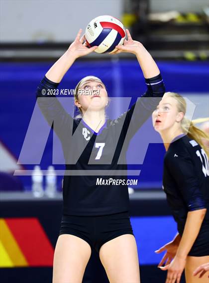 Thumbnail 3 in O'Connor vs. Perry (AIA 6A Final) photogallery.