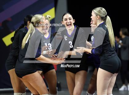 Thumbnail 3 in O'Connor vs. Perry (AIA 6A Final) photogallery.