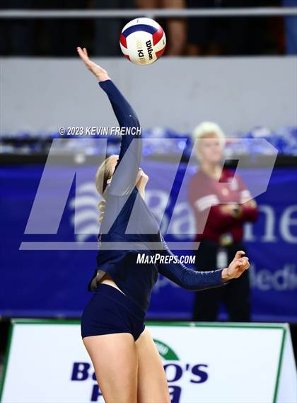 Thumbnail 1 in O'Connor vs. Perry (AIA 6A Final) photogallery.