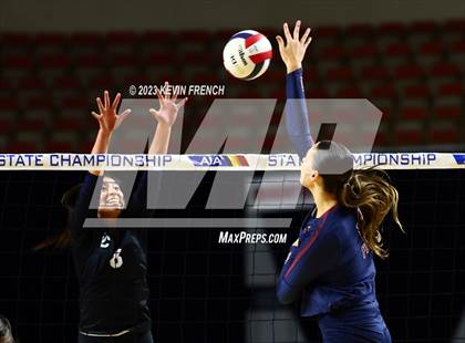 Thumbnail 1 in O'Connor vs. Perry (AIA 6A Final) photogallery.