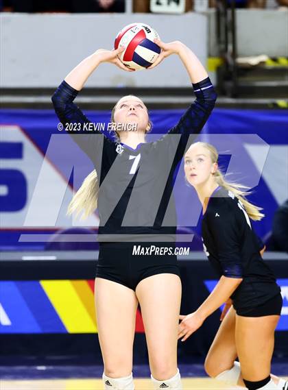 Thumbnail 1 in O'Connor vs. Perry (AIA 6A Final) photogallery.