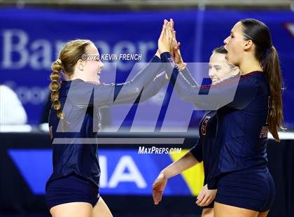 Thumbnail 2 in O'Connor vs. Perry (AIA 6A Final) photogallery.