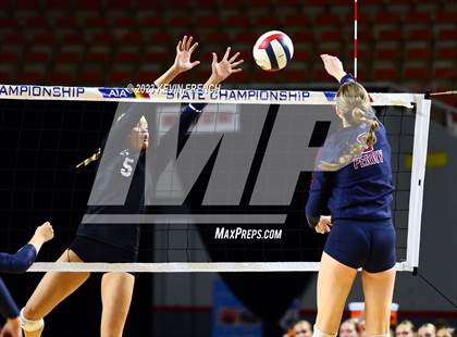 Thumbnail 1 in O'Connor vs. Perry (AIA 6A Final) photogallery.