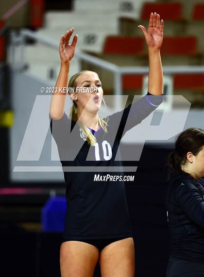 Thumbnail 3 in O'Connor vs. Perry (AIA 6A Final) photogallery.
