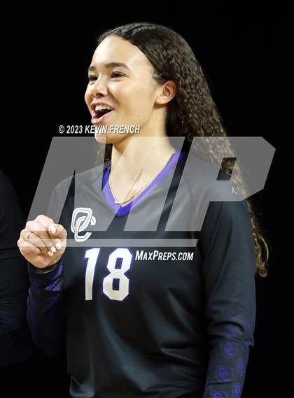 Thumbnail 3 in O'Connor vs. Perry (AIA 6A Final) photogallery.