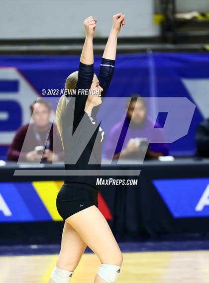 Thumbnail 3 in O'Connor vs. Perry (AIA 6A Final) photogallery.