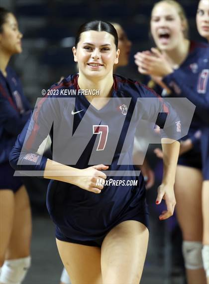 Thumbnail 1 in O'Connor vs. Perry (AIA 6A Final) photogallery.