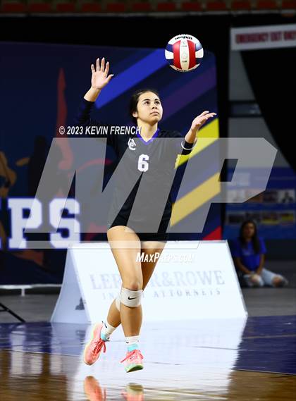 Thumbnail 2 in O'Connor vs. Perry (AIA 6A Final) photogallery.