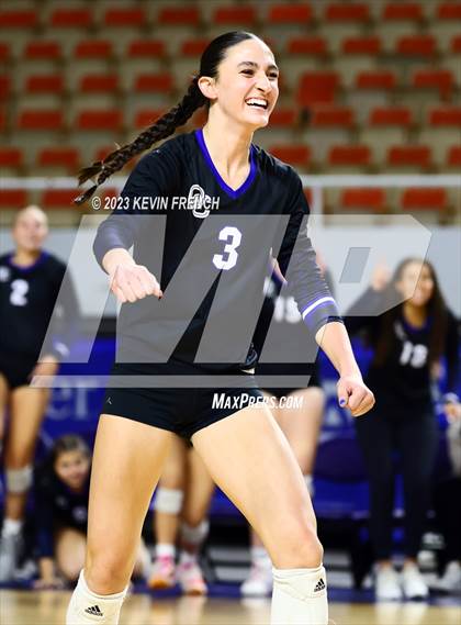 Thumbnail 2 in O'Connor vs. Perry (AIA 6A Final) photogallery.