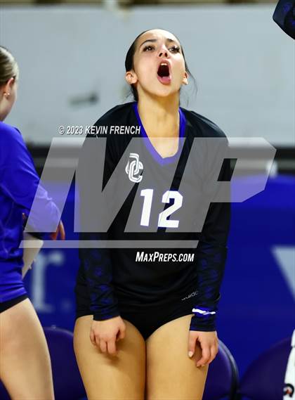 Thumbnail 2 in O'Connor vs. Perry (AIA 6A Final) photogallery.