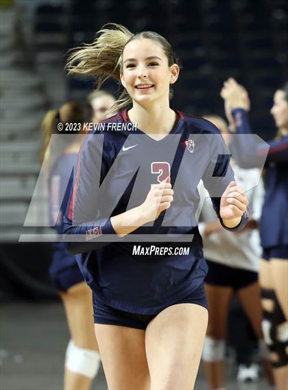 Thumbnail 2 in O'Connor vs. Perry (AIA 6A Final) photogallery.