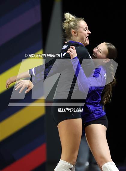 Thumbnail 2 in O'Connor vs. Perry (AIA 6A Final) photogallery.