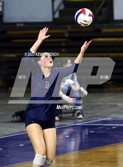 Thumbnail 1 in O'Connor vs. Perry (AIA 6A Final) photogallery.
