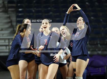 Thumbnail 3 in O'Connor vs. Perry (AIA 6A Final) photogallery.