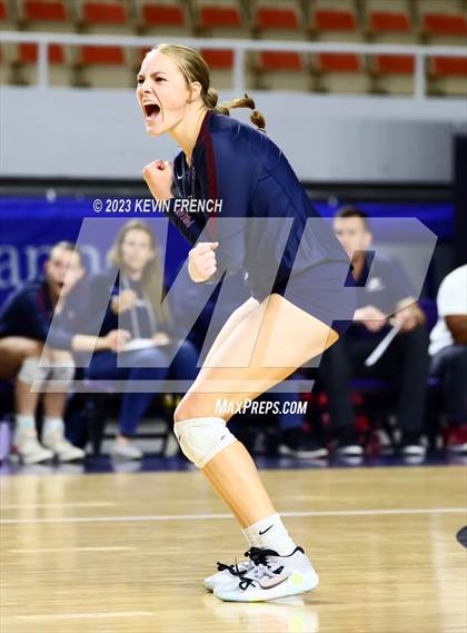 Thumbnail 2 in O'Connor vs. Perry (AIA 6A Final) photogallery.