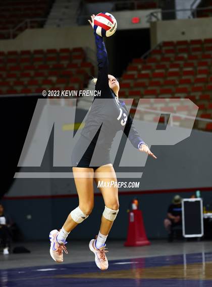 Thumbnail 2 in O'Connor vs. Perry (AIA 6A Final) photogallery.
