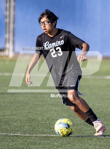 Thumbnail 3 in El Camino Real vs. Hart photogallery.