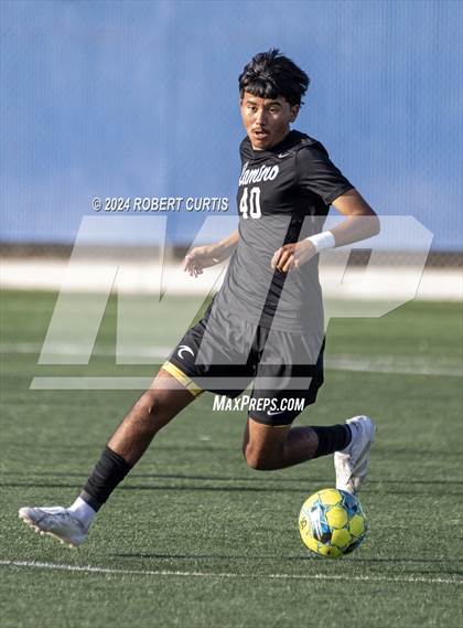 Thumbnail 3 in El Camino Real vs. Hart photogallery.