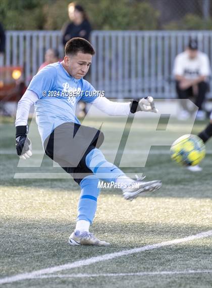 Thumbnail 3 in El Camino Real vs. Hart photogallery.