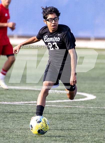 Thumbnail 3 in El Camino Real vs. Hart photogallery.