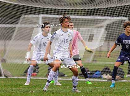Thumbnail 2 in Noble & Greenough vs Buckingham Browne & Nichols	(ISL Boys Showcase) photogallery.