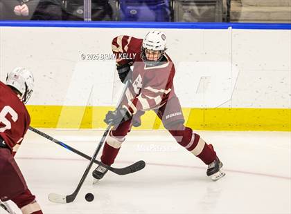 Thumbnail 1 in Arlington vs Reading Memorial (Ed Burns Tournament Round 2) photogallery.