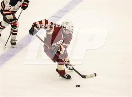 Thumbnail 1 in Arlington vs Reading Memorial (Ed Burns Tournament Round 2) photogallery.