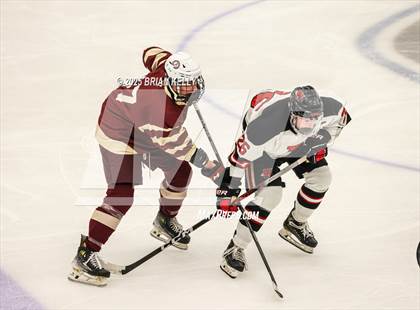 Thumbnail 2 in Arlington vs Reading Memorial (Ed Burns Tournament Round 2) photogallery.