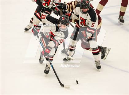 Thumbnail 1 in Arlington vs Reading Memorial (Ed Burns Tournament Round 2) photogallery.