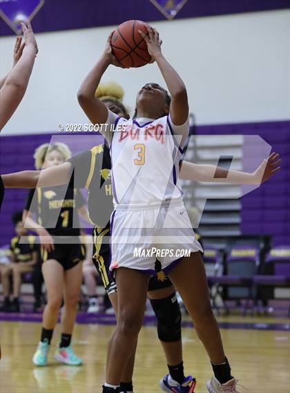 Thumbnail 2 in Franklin Heights vs Reynoldsburg (OHSAA D1 Sectional Final) photogallery.